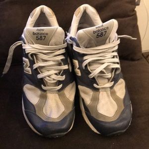 New Balance 587